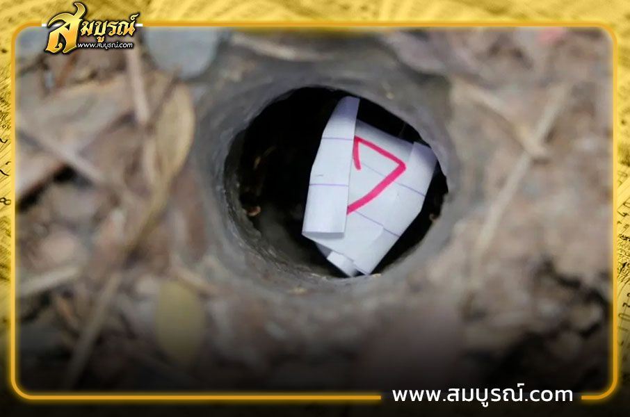 คอหวยมานัด ทำพิธีขอเลขเด็ดเสี่ยงทาย "พญาบึ้ง"